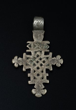 Arte africana - Etiopia.
Croce copta.
Argento o lega d'argento.