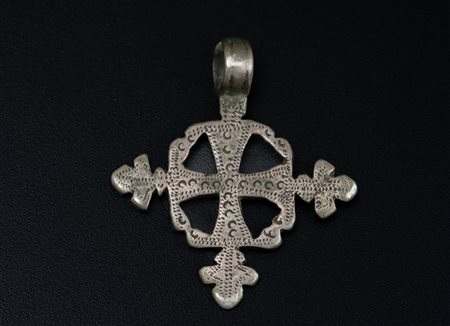  Arte africana - Etiopia.
Croce copta.
argento.