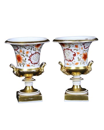 COPPIA DI VASETTI A CRATERE