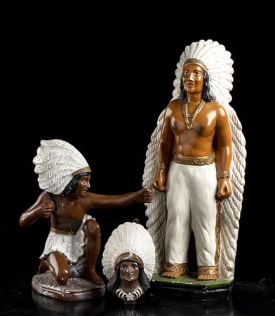 Lotto di tre statuine di nativi americani