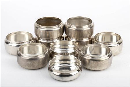 Lotto  di coppette metalliche