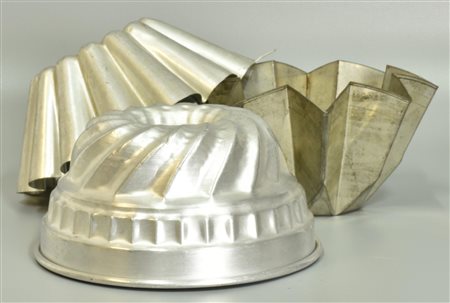 SET DI FORMELLE DA PASTICCERIA in alluminio diam cm 19 ciascuna Lievi difetti