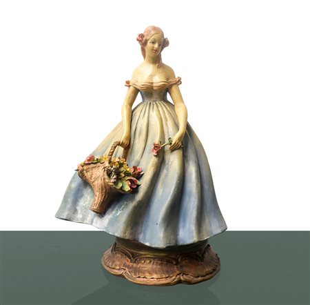 Cacciapuoti - Dama con cesto di fiori, scultura in ceramica policroma, 20° secolo