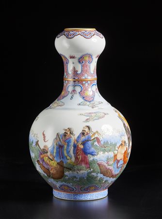  Arte Cinese - Vaso famiglia rosa suantouping 
Cina, periodo Repubblica.