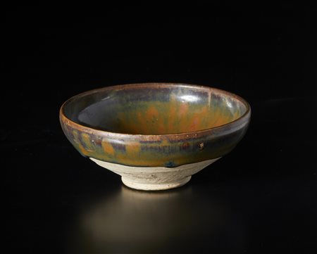  Arte Cinese - Tazza a smalto striato jianyao
Cina, dinastia Song, XII secolo
.