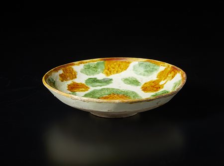  Arte Cinese - Tazza Sancai "egg & spinach"
Cina, dinastia Tang, IX secolo.