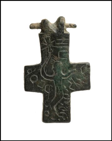 ENKOLPION MISTICO CRUCIFORME Epoca bizantina, ca. X - XII secolo Bronzo;...