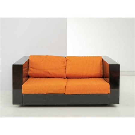 LELLA E MASSIMO VIGNELLI, Divano modello “Saratoga”