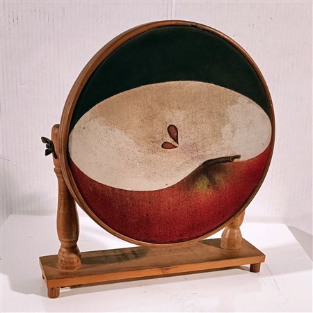 VIVIANI VANNI Mantova (Mt) 1937 La mezza mela 1973 Acrilico su tela applicato...