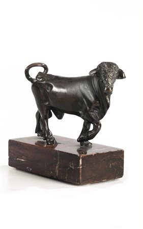 Scultura, Scuola toscana sec. XVII, in bronzo modellata come un toro, cm...