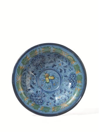 Piatto fondo, Faenza, inizi sec. XVI, in maiolica, interamente dipinta a...