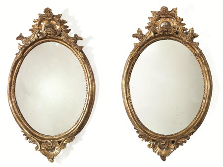 Coppia di cornici ovali, Toscana, seconda metà sec. XVIII, in legno...