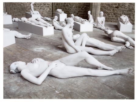 VANESSA BEECROFT. "VB62.042, SANTA MARIA DELLO SPASIMO, PALERMO, 2008"