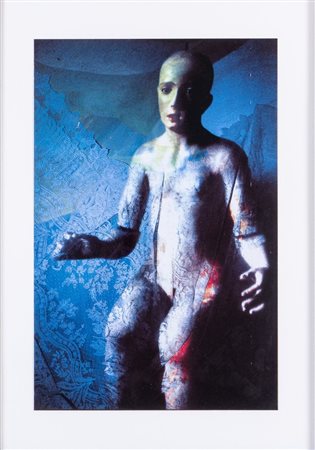 RICCARDA PAGNOZZATO (Venezia 1928) "Vestire simulacri - manichino", 2001....