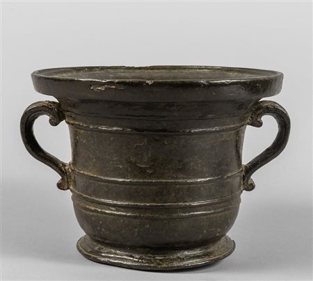 Mortaio in bronzo, sec.XVII<br>diam.cm.25xh.17