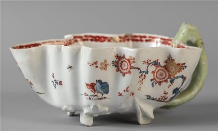 Grande salsiera in porcellana bianca a forma di 