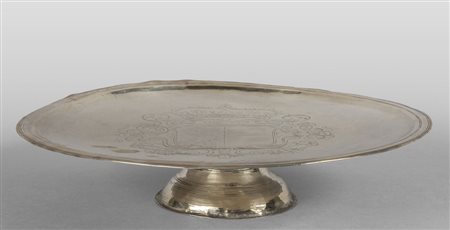 Alzata Luigi XIV in argento di forma circolare 