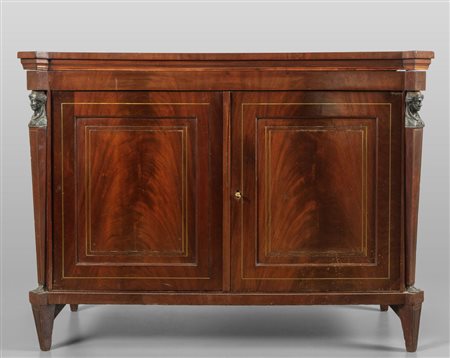 Credenza Impero in mogano a due sportelli e due 