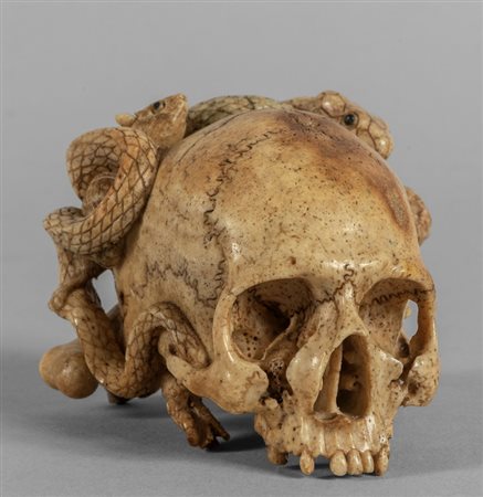Vanitas, scultura in osso, 