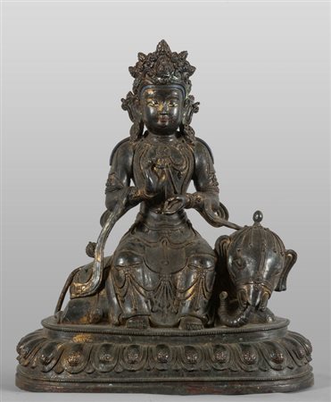 Buddha seduto su un elefante, grande scultura in 