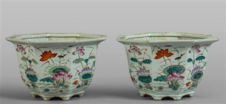 Coppia di cachepots di forma ottagonale in 