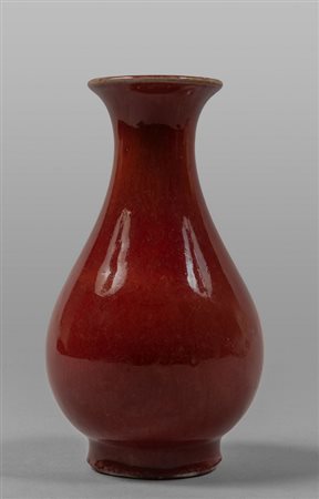 Vaso sangue di bue di forma piriforme, Cina 