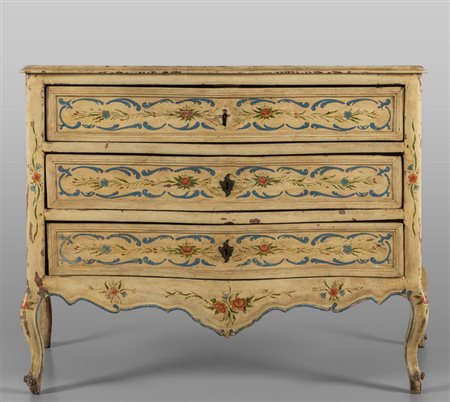 Comò Luigi XIV mosso sul fronte e sui fianchi, 