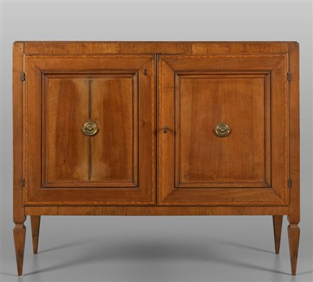 Credenza Luigi XVI a due sportelli in ciliegio 
