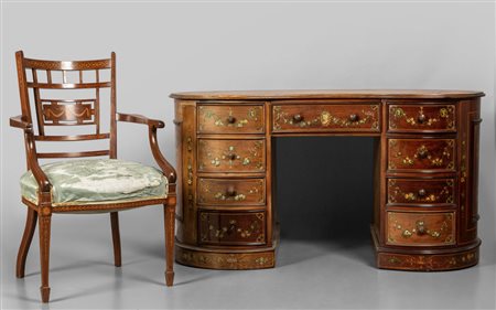 Scrivania in sattinwood a nove cassetti, piano in 