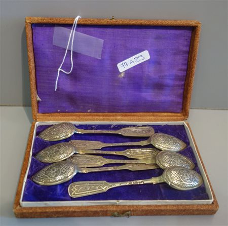 OGGETTISTICA (-) <br>Sei cucchiaini in argento 