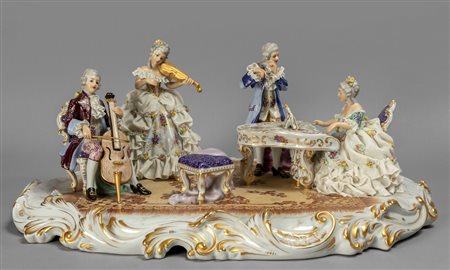 Concertino, gruppo in porcellana policroma, inizi 