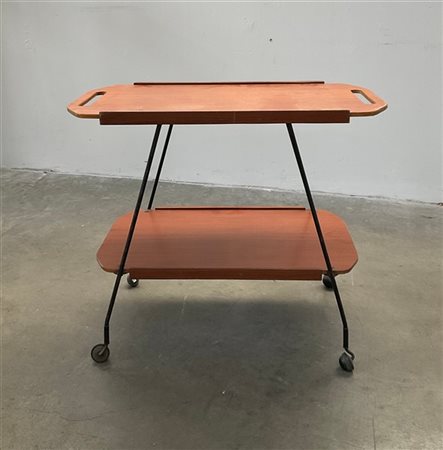 Carrellino a due ripiani in legno di mogano e struttura in ferro. Anni '60. (cm