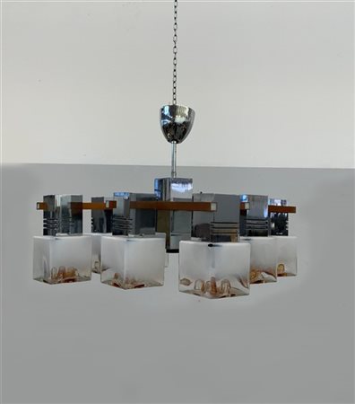 Gaetano Sciolari (Attribuito)
Lampada a sospensione a nove con struttura in meta