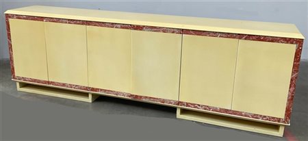Mobile contenitore in legno laccato ocra a sei ante profilato in marmo rosso ve