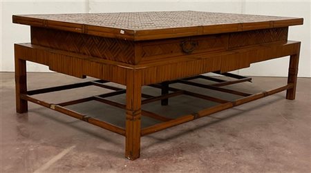Tavolo da salotto in bamboo 
Manifattura orientale
(cm 120xh 44x77) (lievi dife