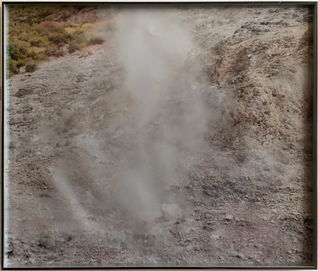 Massimiliano Gatti "Vulcano solfatara" 2017, stampa fine art (cm 38x44,5)
In cor