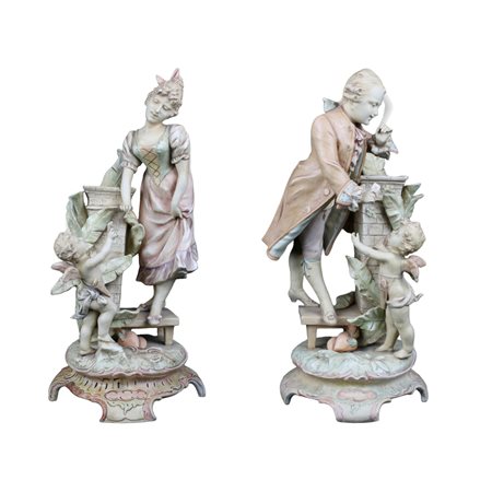 COPPIA DI GRUPPI CON VASI PORTAFIORI