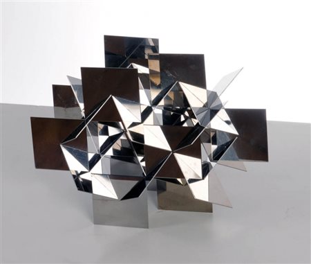 FRANCISCO SOBRINO 1932 Senza titolo, anni 70 Scultura in metallo, cm. 24,5 x...