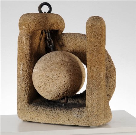 ANTONIO PARADISO 1936 Senza titolo, 1970 Scultura in pietra, cm. 45 x 33 x 21...