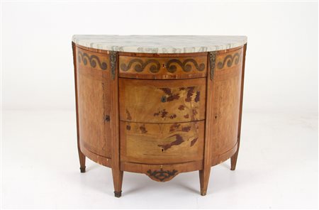 Half moon dresser