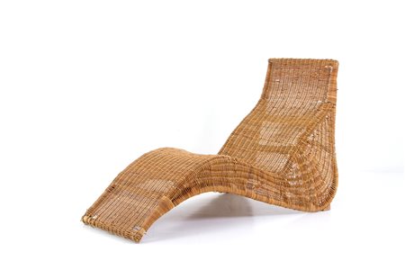 Rattan chaise longue
