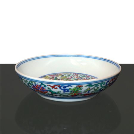 Piattino doucai, Qing dynasty.