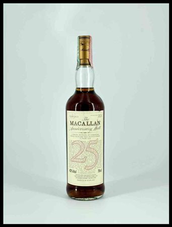 The Macallan Anniversary Malt 25 Years Old Single Highland Malt Scotch Whisky   Scozia, 25 Years