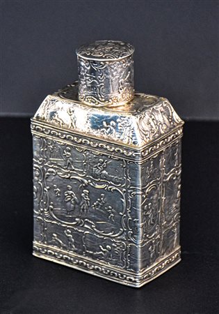 HOOIJKAAS, TEA BOX IN ARGENTO
