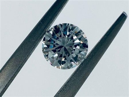 DIAMANTE 0,54 CT FANCY GRIGIO CHIARO BLU - PUREZZA SI1 - TAGLIO BRILLANTE -...
