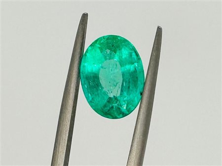 DIAMANTE 3,27 CT VERDE COLOMBIANO TAGLIO OVALE - CERTIFICATO GRS - MN30209