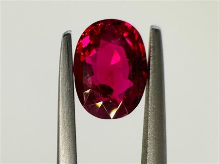 DIAMANTE 1,14 CT ROSSO VIVIDO BIRMANO TAGLIO OVALE - CERTIFICATO GRS - MN30210