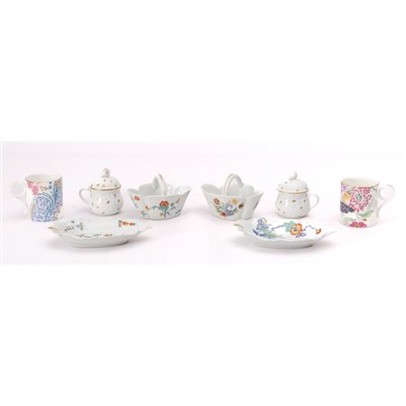 WEDGWOOD, HAVILAND,GINORI, Una raccolta di 8 pezzi