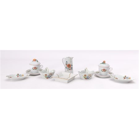 COQUET, HAVILAND, GINORI, Una raccolta di 8 pezzi