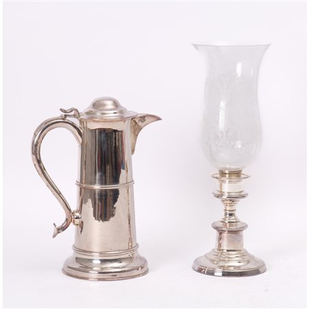 MANIFATTURA INGLESE XIX E XX SECOLO, Caffettiera e monocera